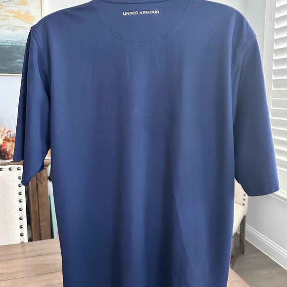 Navy Under Armour short sleeve polo size lg - Picture 4 of 4